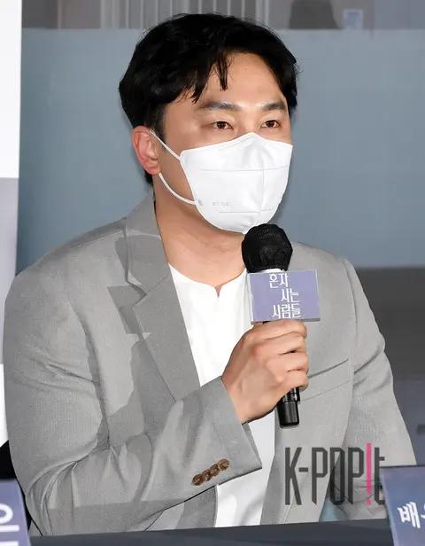Seo Hyun-woo — People Living Alone Press Screening