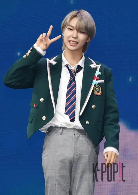 Shin (GHOST9) — Showcase