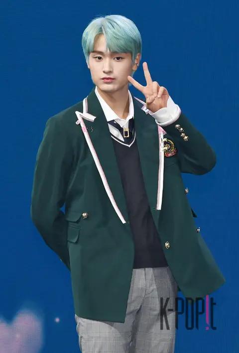 Lee Woo-jin (GHOST9) — Showcase