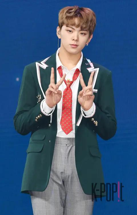 Lee Tae-seung (Ghost9) — Showcase