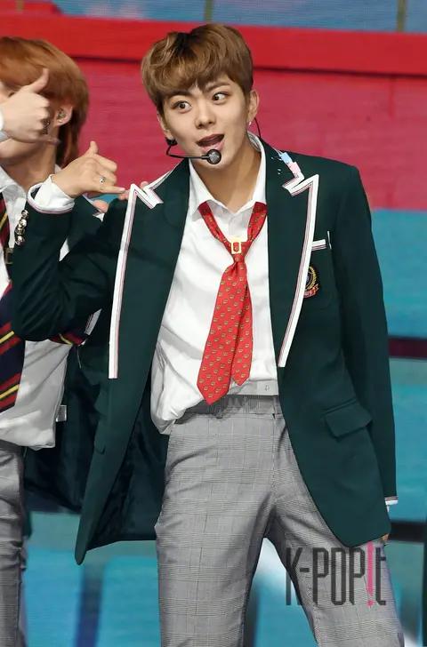 Lee Tae-seung (Ghost9) — Showcase