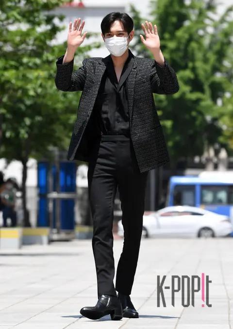 Kim Young-dae — Penthouse 3 Arrival