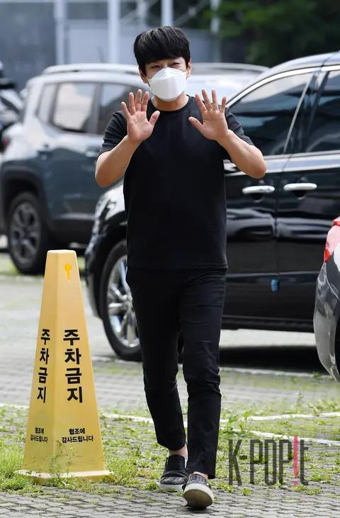 Hwang Chi-yeul — Arrival