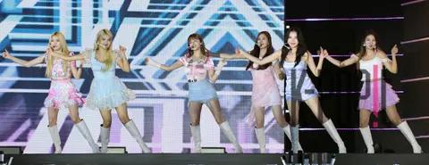 MOMOLAND — Dream Concert