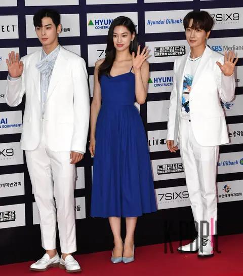 Cha Eun-woo, Kim Do-yeon, Lee Teuk — Dream Concert
