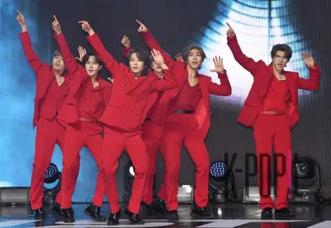 JustB — JustB Showcase