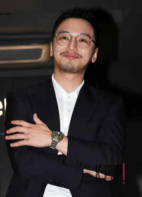 Byun Yo-han — Launch
