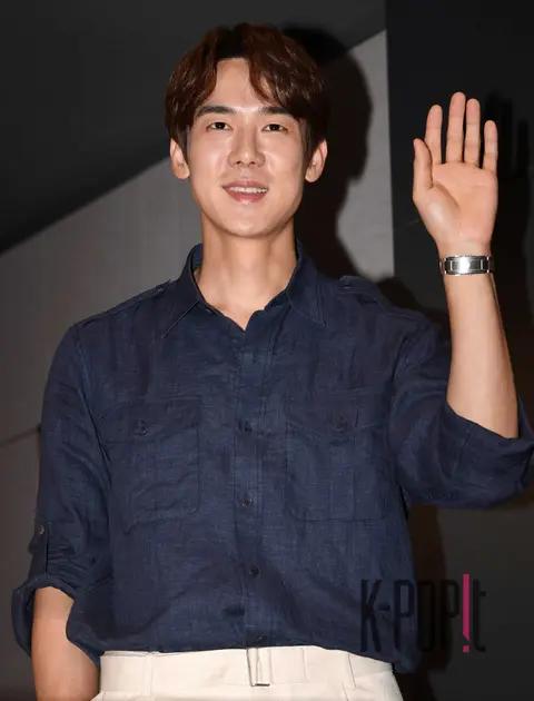 Yoo Yeon-seok — Launch