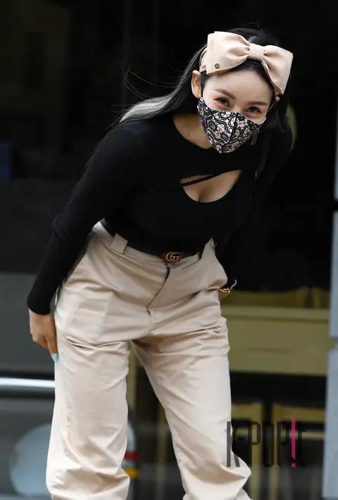 Ji-won — Arrival