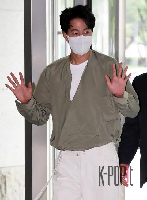 Jo In-sung — Arrival