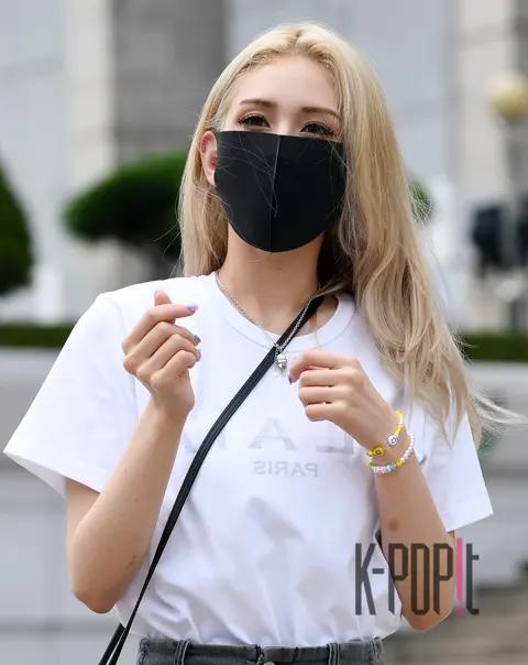 Jeon Somi — Arrival