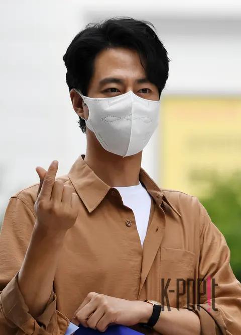 Jo In-sung — Arrival