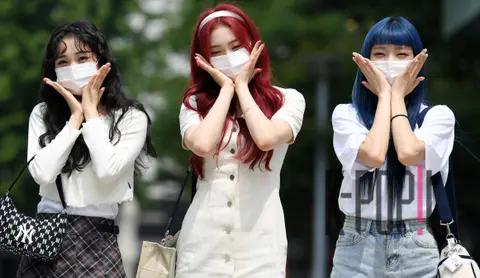 Jihan (WEEKLY), Joa, Park So-eun — Arrival