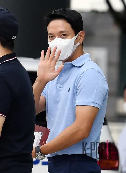 Jung Yong-hwa — Arrival