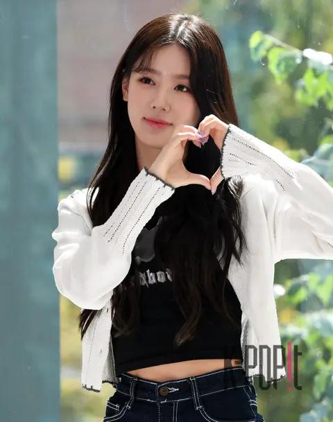 Miyeon ((G)I-DLE) — Web Delivery Location Release
