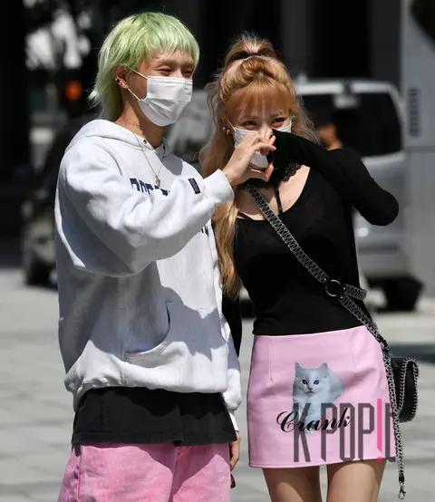 HyunA, Dun — Arrival