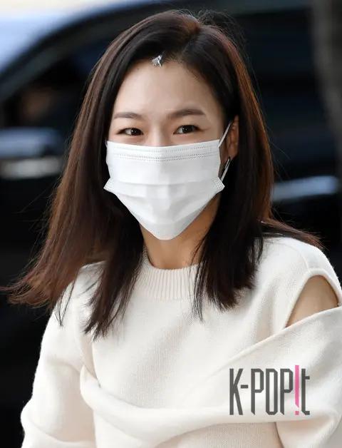 Han Ye-ri — Arrival
