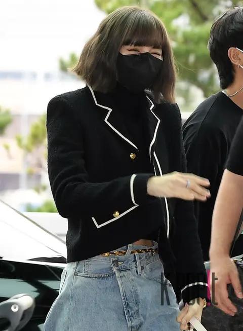 LISA (BLACKPINK) — Airport Departure