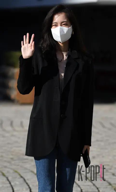 Shin Hyun-bin — Arrival