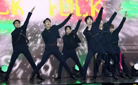 JustB — JustB Showcase