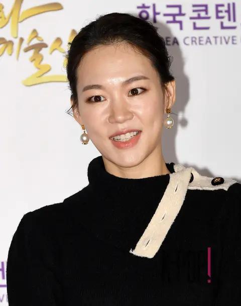 Han Ye-ri — Popular Culture Awards Ceremony