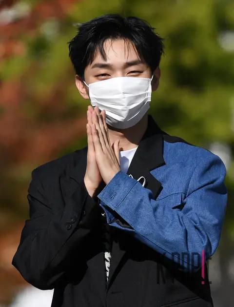 Yoon Ji-sung — Arrival