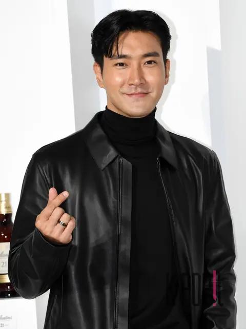 Choi Siwon — Launch