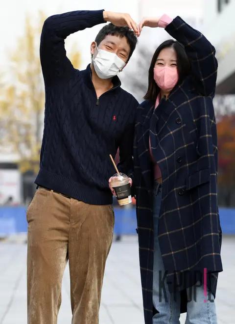 Son Seok-gu, Jeon Jong-seo — Arrival