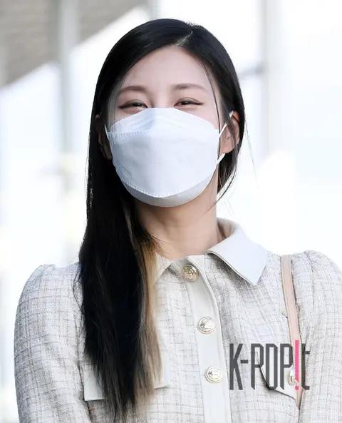 Stephanie — Airport