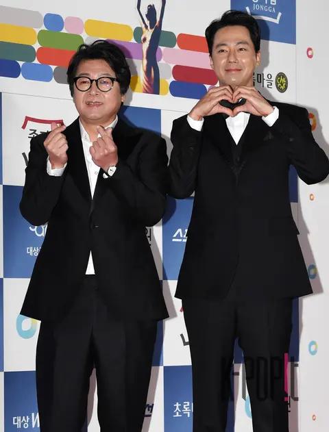Kim Yun-seok, Jo In-sung — Blue Dragon Film Awards