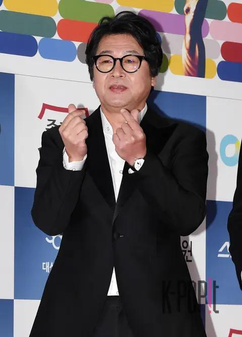 Kim Yun-seok — Blue Dragon Film Awards