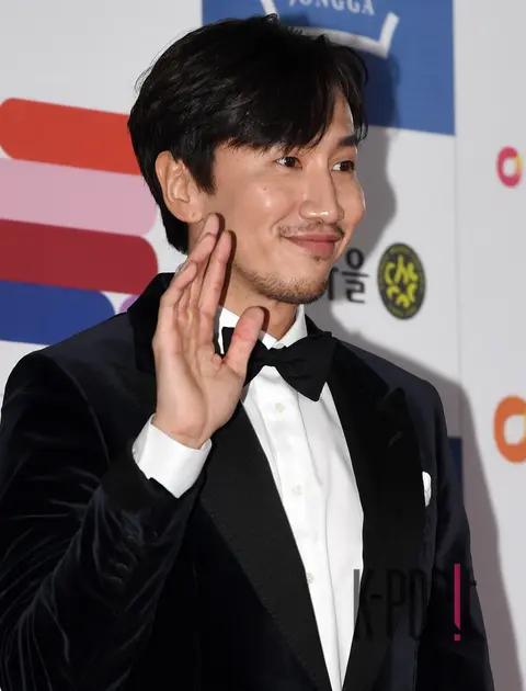 Lee Kwang-soo — Blue Dragon Film Awards