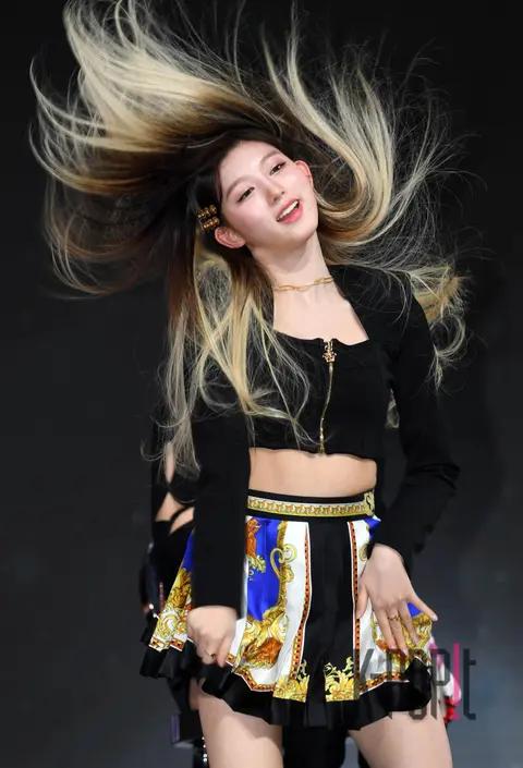 Gaeul (IVE) — Showcase
