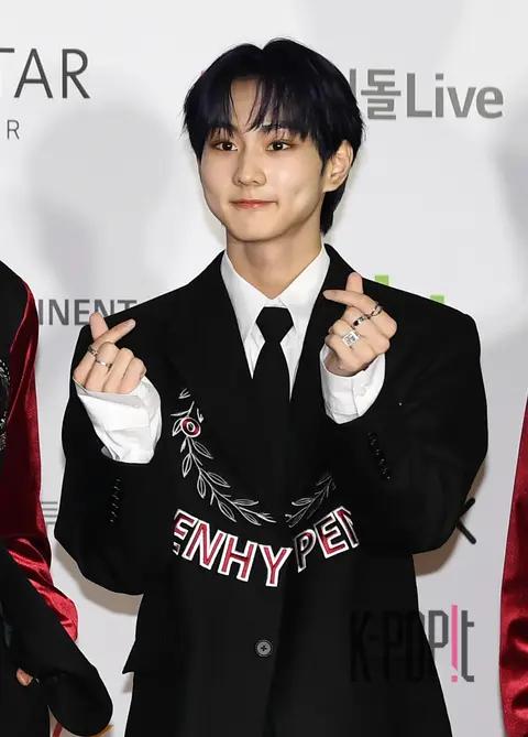 Jungwon (ENHYPEN) — AAA Red Carpet