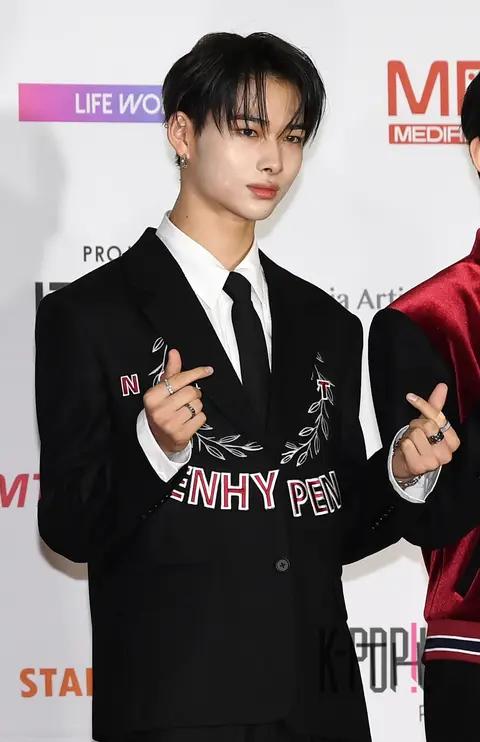 NIKI (ENHYPEN) — AAA Red Carpet