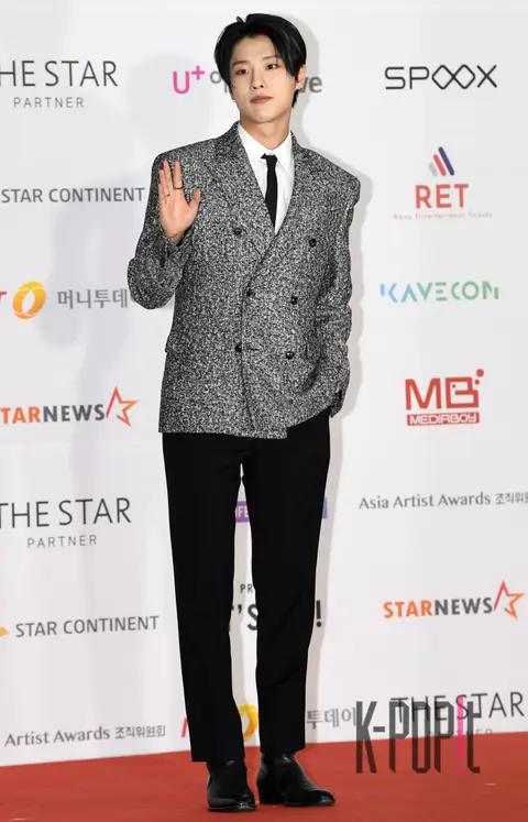 WOODZ — AAA Red Carpet