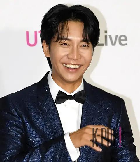 Lee Seung-gi — AAA Red Carpet