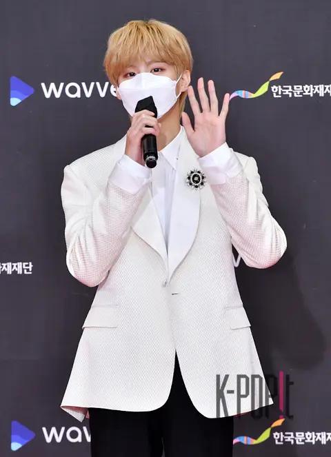 Kim Woo-seok — KBS Song Festival