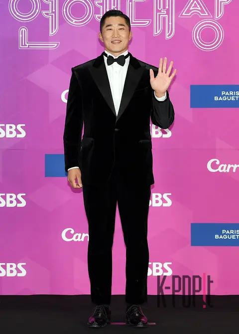 Butlers on Duty, Kim Dong-hyun — SBS Entertainment Awards
