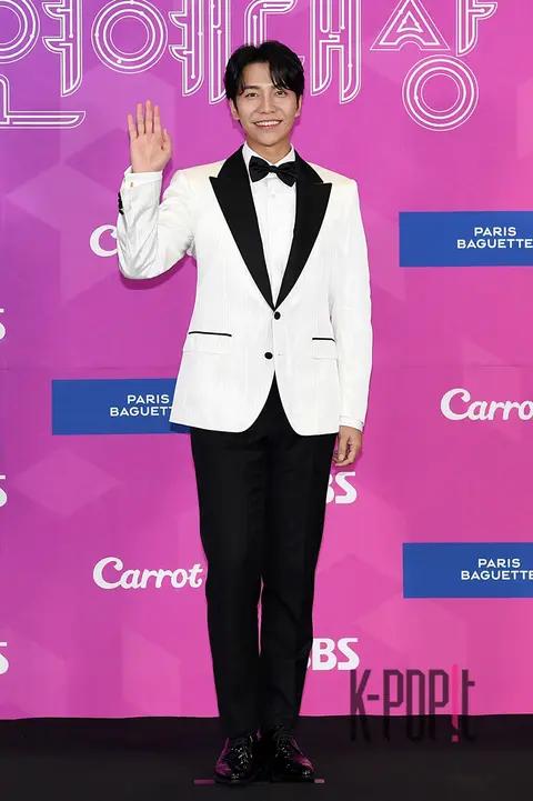 MC Lee Seung-gi — SBS Entertainment Awards
