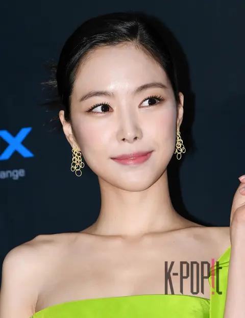 Son Na-eun — Asia Model Awards