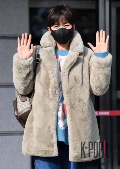 Ban Ga-hui — Arrival