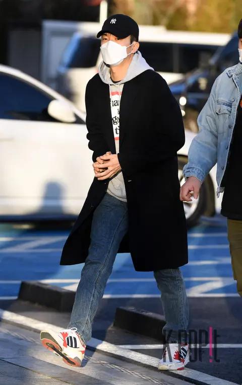 Woo Young — Arrival