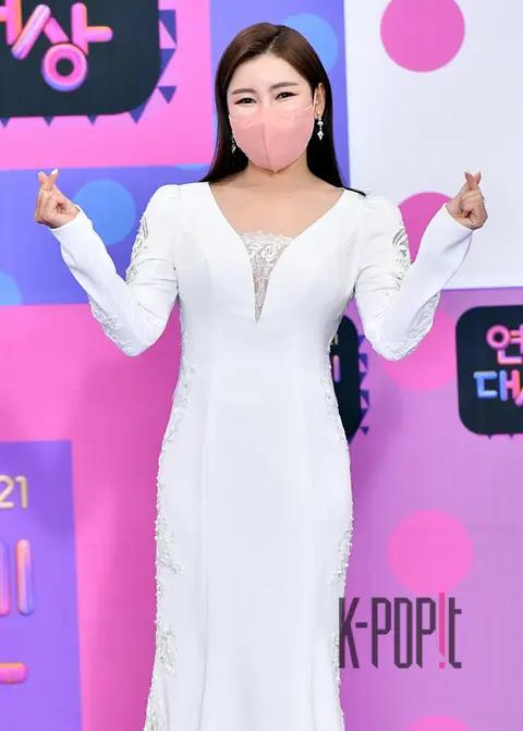 Song Ga-in — KBS Entertainment Awards