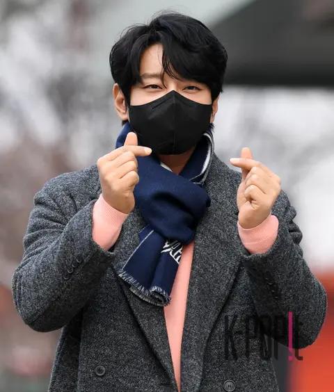 Hwang Chi-yeul — Arrival