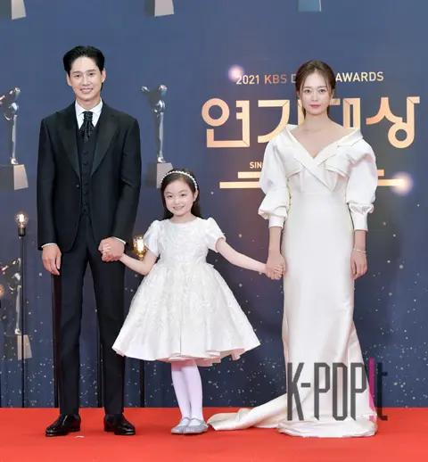 Park Sung-hoon, Kim Yun-seul, Jeon So-min — KBS Drama Awards