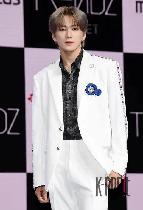 Yun-woo (TRENDZ) — Showcase