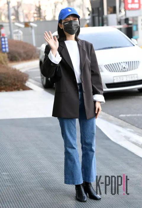 Go A-sung — Arrival