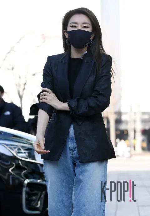 Kim Wan-sun — Arrival