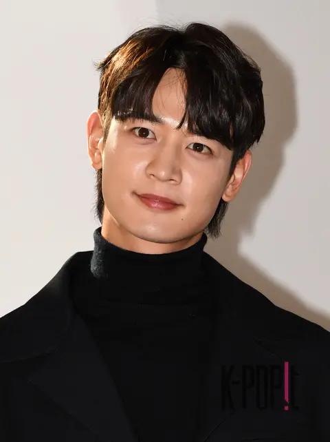 Minho (SHINee) — Launch